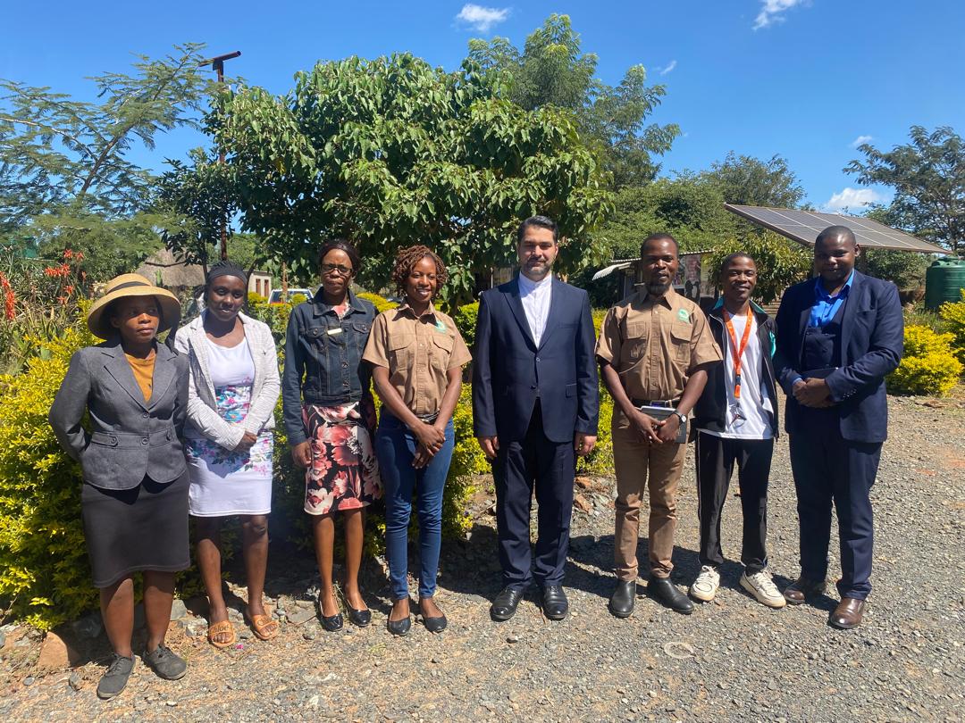 CUTURAL COUNSELLOR VISITS UPCOMING ARTS AND CRAFT CENTRE, FOR COLLABORATION